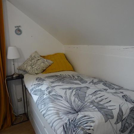 Maison D'Hotes Les Roses Tremieres 샤클레 외부 사진